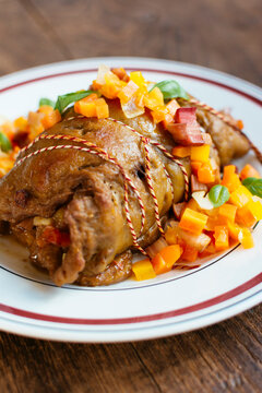 Stuffed seitan Roulade