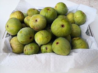 The delicious fresh figs for a healthy diet
