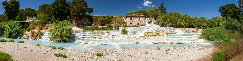 Thermalbadestelle der Cascate del Mulino in Saturnia, Toskana, Italien