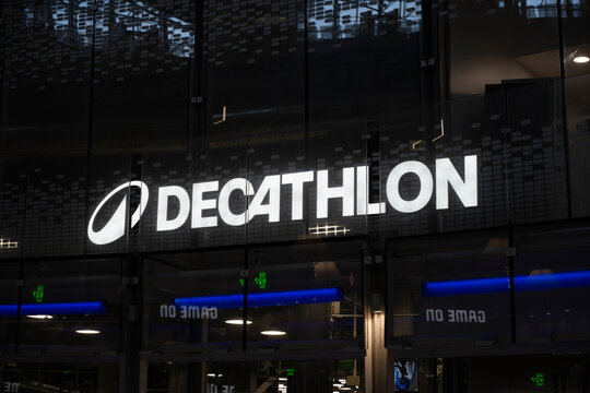 Enseigne Decathlon 