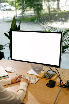 Mockup Of A Modern Computer With White Screen In A Stylish Office