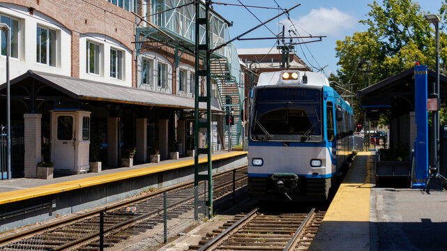 Train Arriving at Buenos Aires Station
