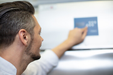 Fototapeta premium manager is pointing at something
