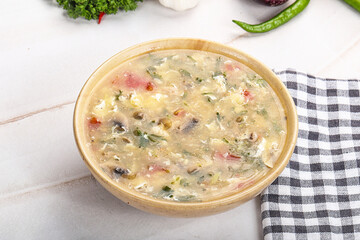 Chicken hot and sour soup