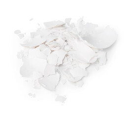 Obraz premium Pile of broken eggshells isolated on white