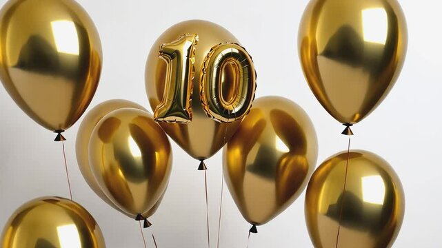 Yellow balloons with inflatable numbers 10: the perfect d cor for the holiday