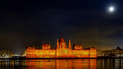 Fototapeta premium The Hungarian Parliament 