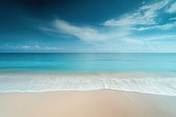 Obraz premium Tranquil Seascape with Blue Sky and White Clouds