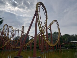 ferris wheel in the park