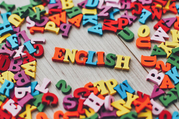 カラフルなENGLISHアルファベット