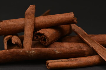 cinnamon sticks