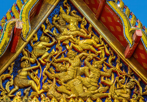 Temple guardians fighting, Wat Pho Temple, Bangkok, Thailand. Built in 1600's. One of the oldest temples in Thailand and UNESCO Site.