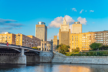 Fototapeta premium Borodinsky Bridge and Ministry of Foreign Affairs of Russia main building in Moscow. Russia
