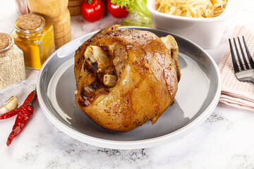 Baked pork knee with spices