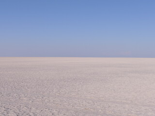 Blick auf die Salzwüste Makgadikgadi in Botsuana, Afrika