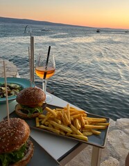 Dinner + Ap&egrave;rol