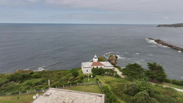 Faro de Punta Silla en San Vicente Cantabria