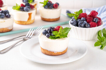 Mini vanilla New York cheesecakes