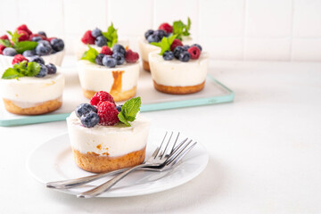 Mini vanilla New York cheesecakes