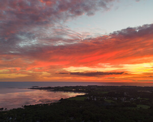 coucher de soleil sur oc&eacute;an