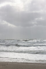 Breaking waves in the North Sea