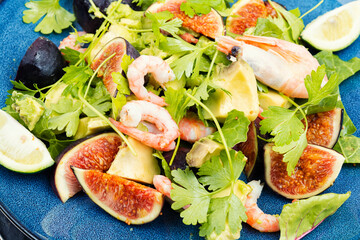 Shrimp salad with figs.