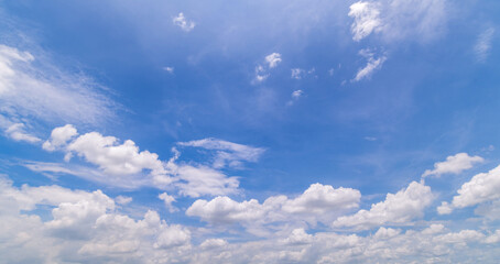 clear blue sky background,clouds with background.	