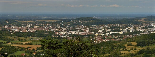 Panorama de Lons-le-Saunier dans le Jura.