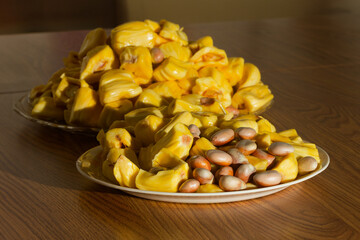 Breadfruit or jackfruit (Artocarpus heterophyllus), a processed fruit where the seeds and pulp can be seen. It is the national fruit of Bangladesh and Sri Lanka and the largest fruit of the tree.