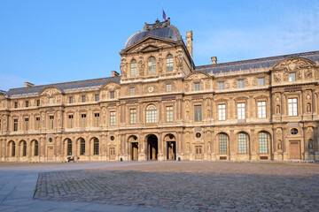 Obraz premium The old Louvre palace in Paris city