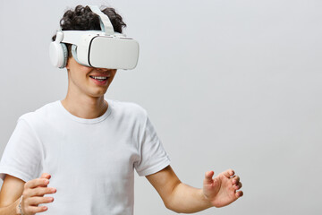 Virtual reality experience, technology, headset, young man A young man wearing a virtual reality...