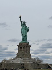 Obraz premium statue of liberty city