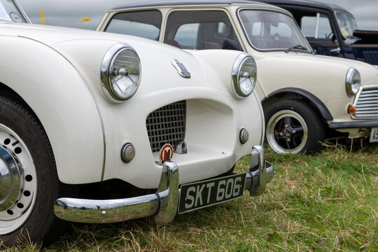 Photo of a Triumph TR2 from 1954