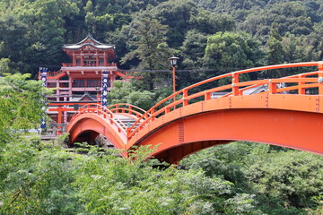 A Japanese shrine: : a scene of the access　bridge to the precincts of Kusado-inari-jinjya in...