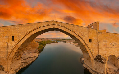 The Malabadi Bridge is an arch bridge spanning the Batman River near the town of Silvan in...
