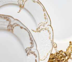 Rosenthal
Selb Germany
Sanssouci
1938r,
Good quality white porcelain. Reliefs and hand gilding