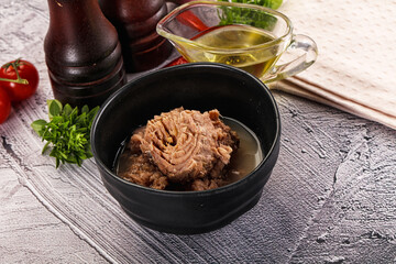 Canned tuna preserve for salad