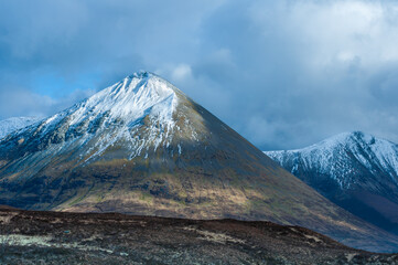 Fototapeta premium Scottish mountain mountain in winter with snow cap