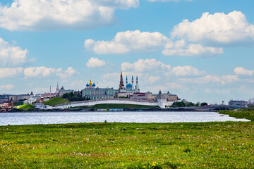 Fototapeta premium Panorama of the Kazan Kremlin, Russia. The panorama shows in Kremlin: Presidential Palace, Soyembika Tower, Annunciation Cathedral, Qolsharif Mosque; outside Kremlin