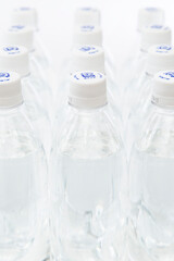 白背景にボトルドウォーター