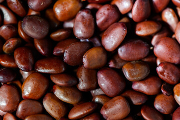one seed used to be a measure of the weight of jewelry