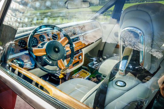 Interior of Rolls-Royce Phantom Drophead Coupe 