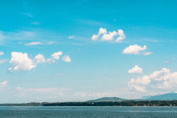 Obraz premium le lac Léman depuis la plage de Chambésy, 