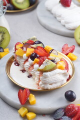 cake with fruits