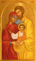 Fototapeta premium BARI, ITALY - MARCH 5, 2022: The icon of Holy Family in the church Chiesa di Santa Croce from 20. cent.