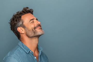 Fototapeta premium a close up of a smiling man's face