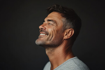 Fototapeta premium a close up of a smiling man's face