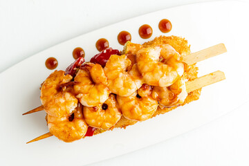 shrimps kebab with vegetables and sauce