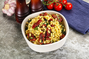 Vegetarian Pasta ptitim with vegetables