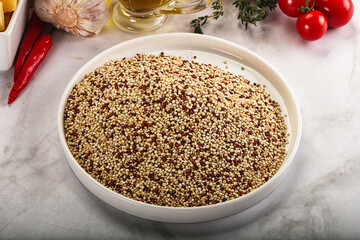 Raw dry quinoa seeds cereal